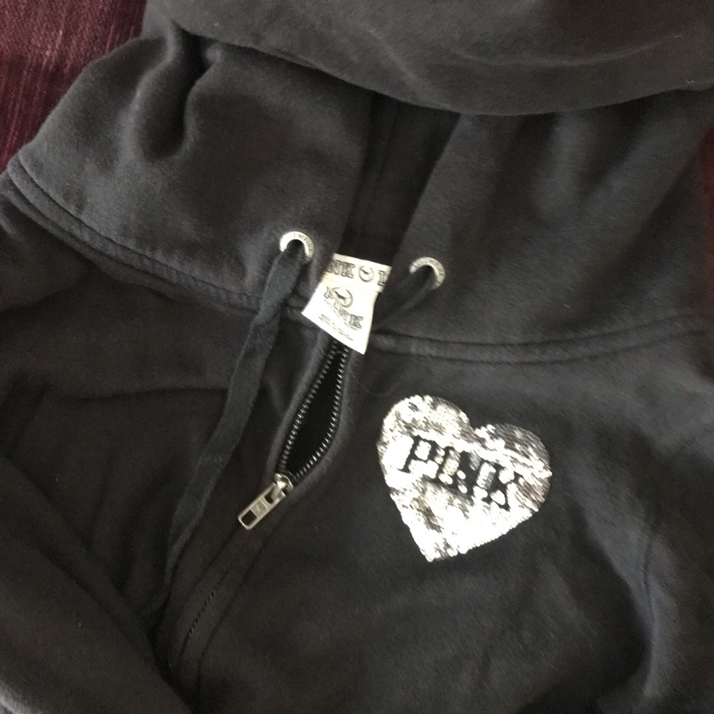 VS Hoodie - Picture 2 of 2